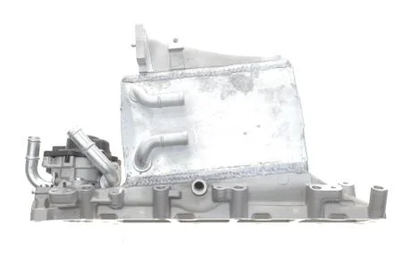 Клапан EGR с интеркуллером Skoda Octavia 1.6D (14-)/Audi A3,A4,A5,Q5 2.0D (13-) Vika 11291799601