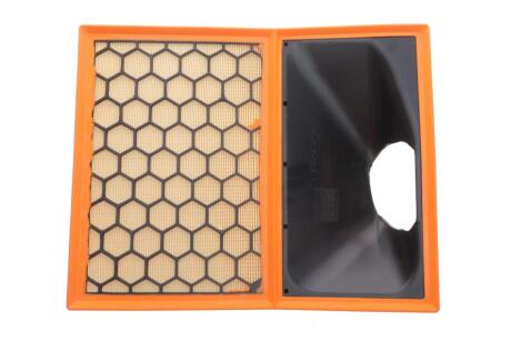 Фильтр воздушный WIX FILTERS WA9793